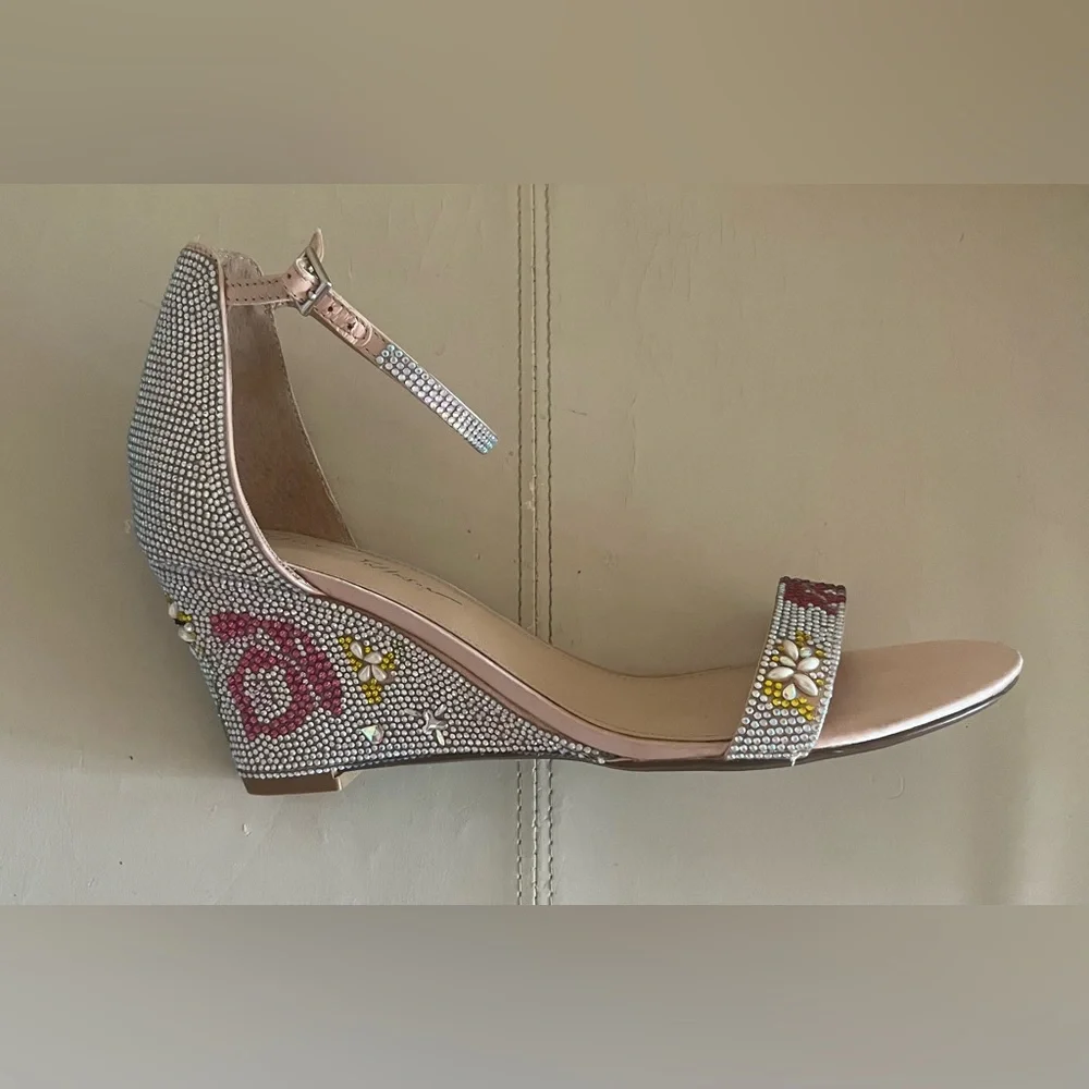 Betsey Johnson Women's Sb-Debie Pump size 11M